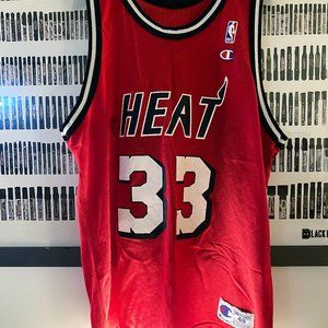 Champion - Miami Heat Alonzo Mourning 48 + Damon 48 + Barry 48 (4 JOHN AUSTRIA)